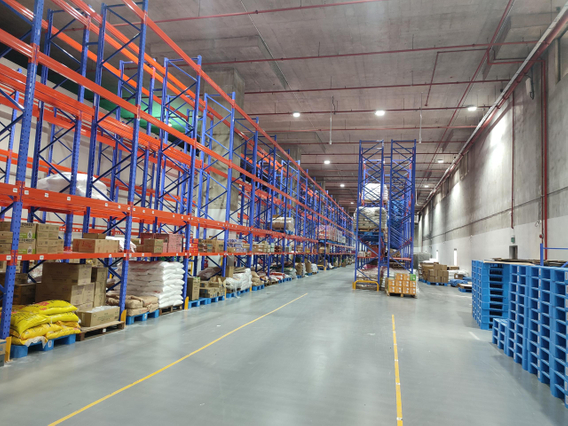 Heavy-Duty Pallet Racking Procurement for a Raw Materials Warehouse